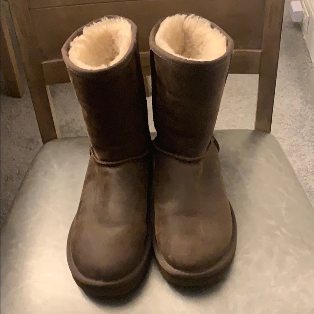 UGG Brown Winter Boots with Cream Lining